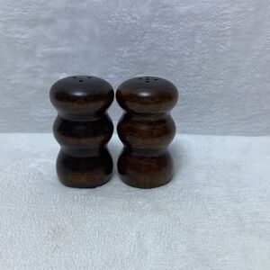 Vintage Wood Salt and‎ Pepper Shakers Hourglass Farmhouse Kitchen Decor